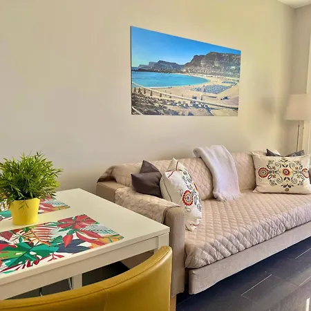 Vista Amadores By Sunhousescanarias